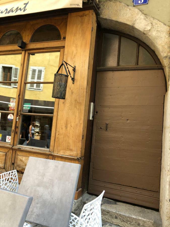 Le Sainte Claire Apartamento Annecy Exterior foto